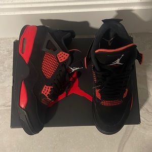 Red thunder Jorden 4s